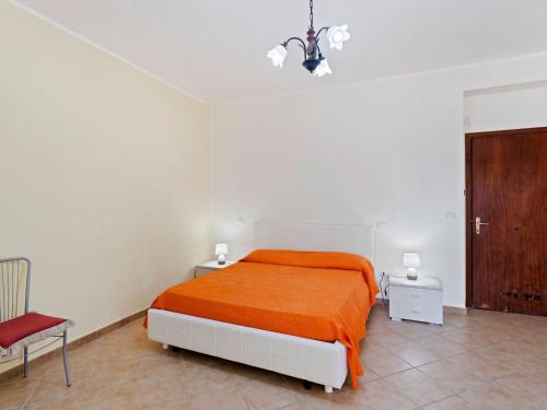 Snug Holiday Home in Niza di Sicilia with Balcony gîte à louer Itala