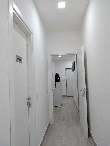 New Era Rooms - image 10