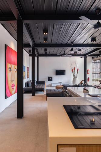 Three-Bedroom Apartment image 8