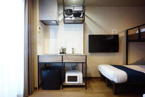 Rona Hotel