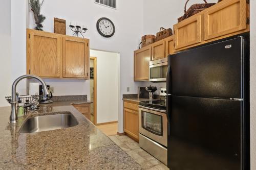 Muskrat Lane 05 | Discover Sunriver - image 6