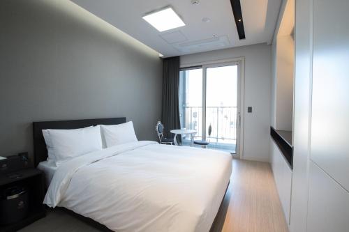 Standard Lake View Double Room