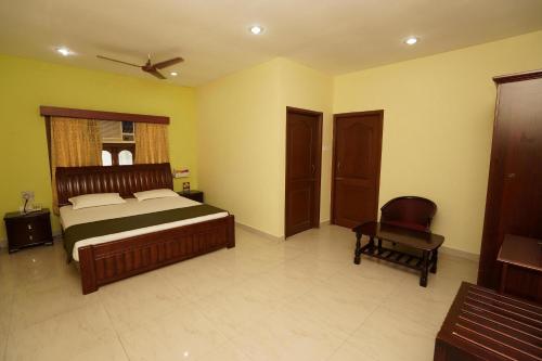 Lloyds Guest House Krishna Street - T Nagar