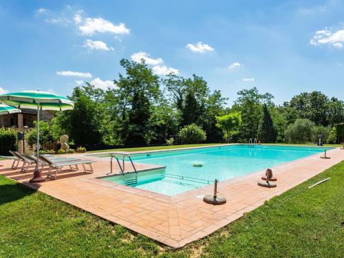 Apartment in Tuscany with Pool and Scenic Views, Casole dʼElsa (foto 2)