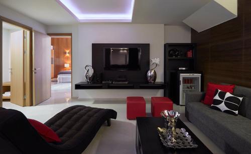 Karvouno Villas - Tap to explore photos