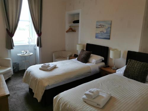 Brig O'Doon Guest House - image 8