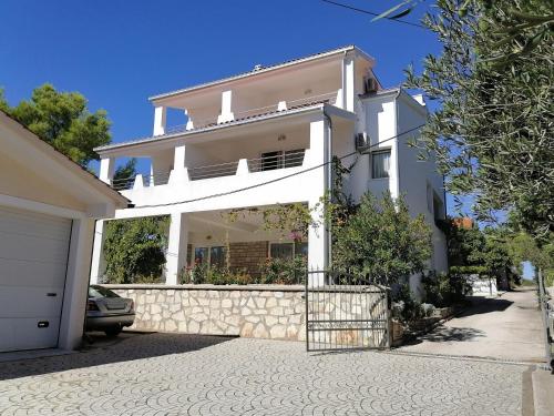 Apartments M 3