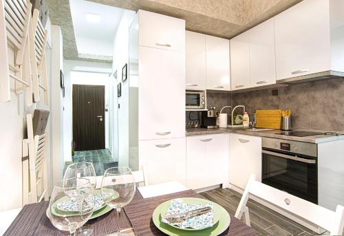 Ancient Serdica 2BDR Family Friendly City Retreat, София (фото 5)