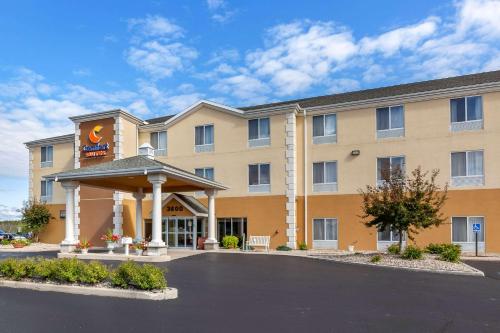 Comfort Suites Escanaba