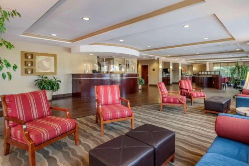 Comfort Suites Biloxi/Ocean Springs