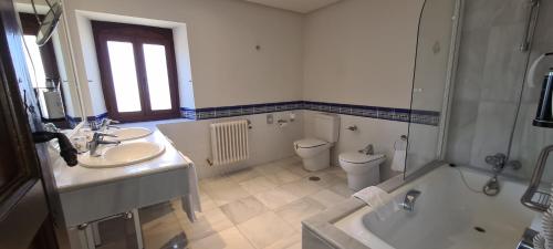 Parador de Gredos - image 13