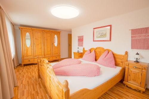 Sleeps 3