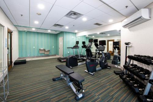 Holiday Inn Express Hotel & Suites Kansas City - Grandview, an IHG Hotel