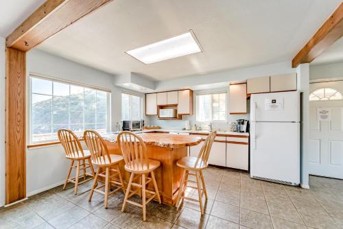 Seascape Home - image 2