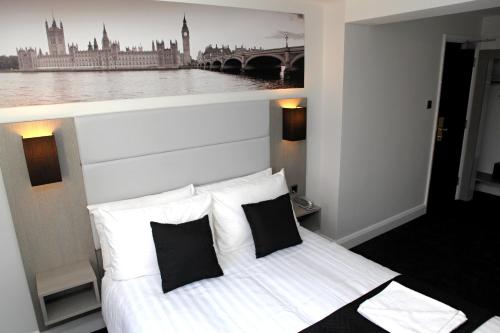 The Omega Hotel - image 5