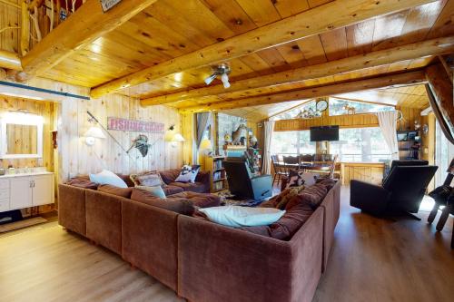Happy Place Cabin in South Fork, USA