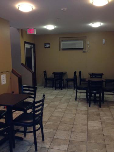 餐飲選擇, 卡利卡酒店 (Kalika Hotel) in 尼亞加拉瀑布 (NY)