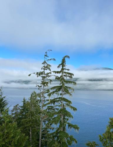 Port Renfrew Vacation Rentals in Port Renfrew, Canada
