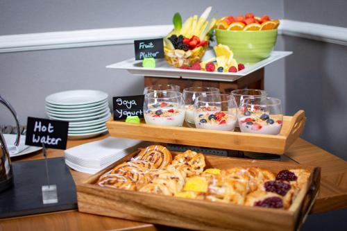 270484780 Holiday Inn Liverpool City Centre by IHG