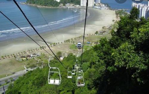 Flat -Hidromassagem privativa e Piscina a 500 mts da praia