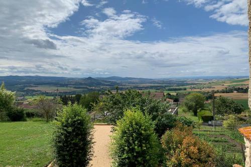 Domaine des Pierres D Auvergne