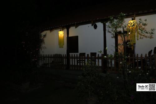 VILLa J