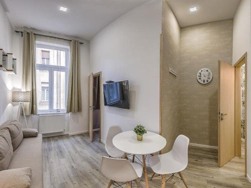 Glam Downtown Apartments - image 10