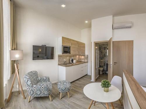 Glam Downtown Apartments - image 14