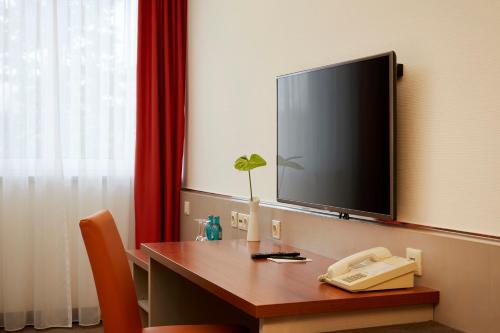 H+ Hotel Leipzig-Halle - image 10