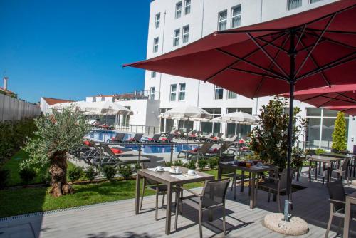 สระว่ายน้ำ, Luna Hotel de Tabua in ตาบัว