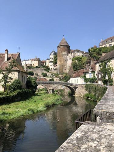 La Villa Voltaire gîte à louer Massène