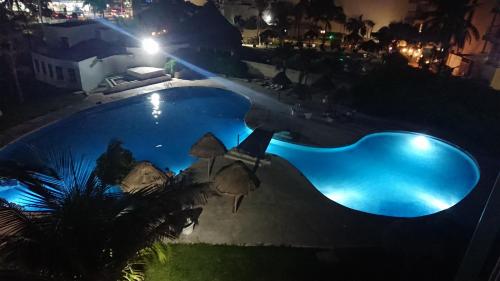 Beach Condo. Heart of The Hotel Zone, Cancun