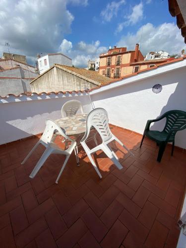 Two-Bedroom Apartment with Terrace (2-4 Adults)
