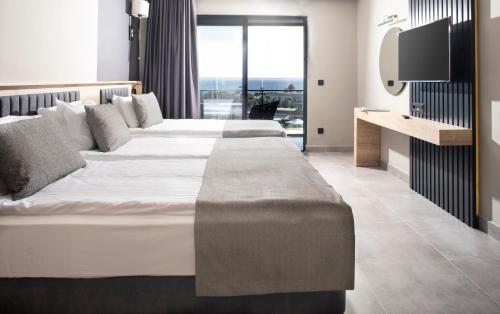 Green Garden Resort Hotel - image 4