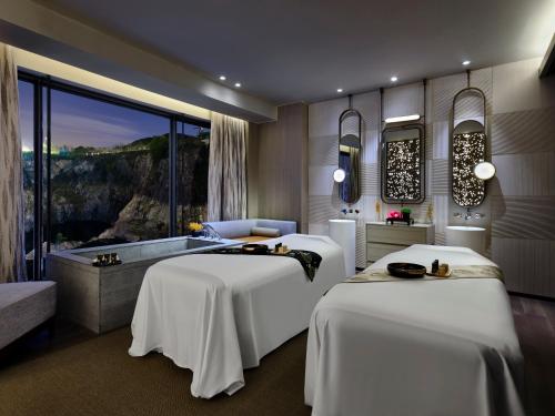 Spa, InterContinental Shanghai Wonderland By IHG in SongJiang and University Town