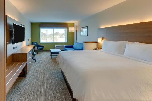 Holiday Inn Express & Suites - Roanoke – Civic Center