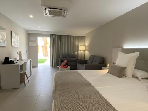 Sanom Beach Resort Only Adults - image 14