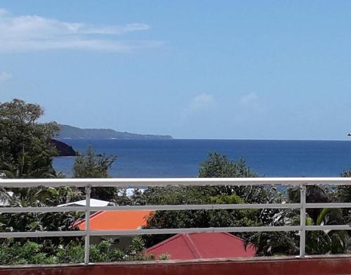 Appartement Colibri de la Baie de Tartane - Hôtel - La Trinité