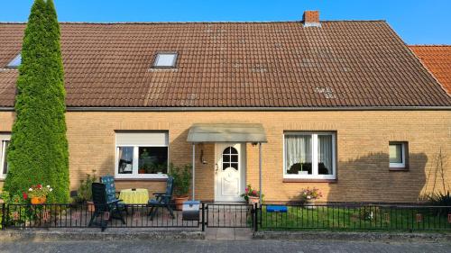 Ferienwohnung Bonese 10.2km von Dorfstraße entfernt