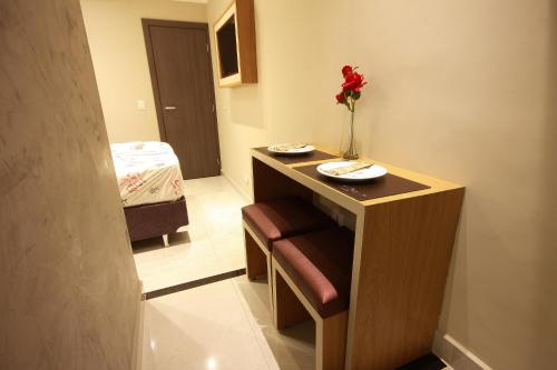 Deluxe Room image 9