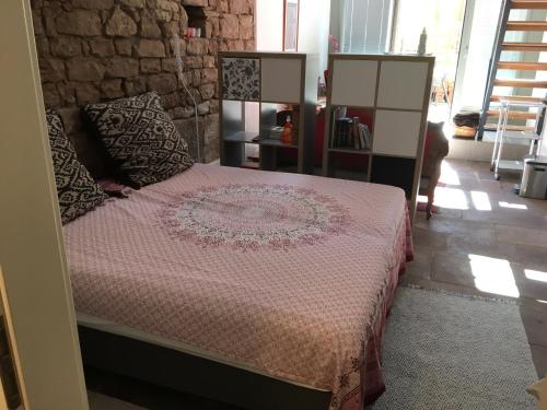 Moderne Wohnung mit Studio in Bauernhausscheune am See 2.7km von Ließem entfernt