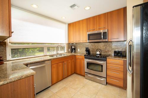 Kapalua Bay Villa 31G4 Gold Ocean View - image 3