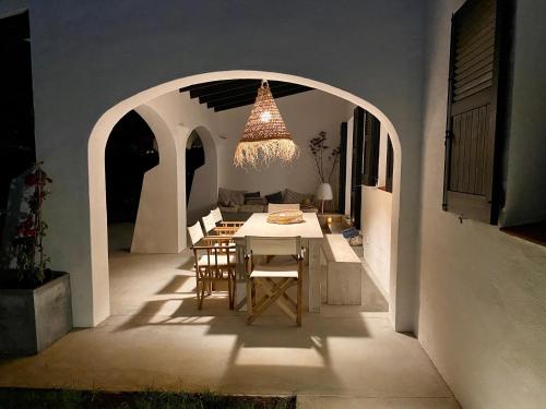 BiniFa - Lovely luxury villa few steps from the sea, Binibeca (zdjęcie 8)