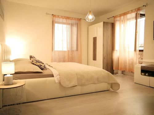 Apartments & Rooms As - image 3