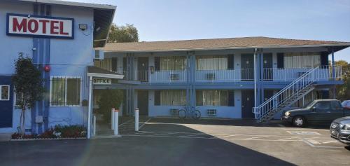 Valley Motel – Concord, CA