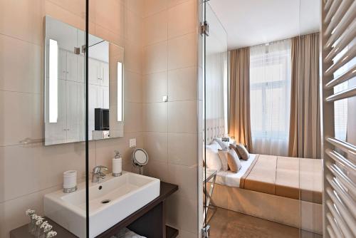 Family Two-Bedroom Suite image 10
