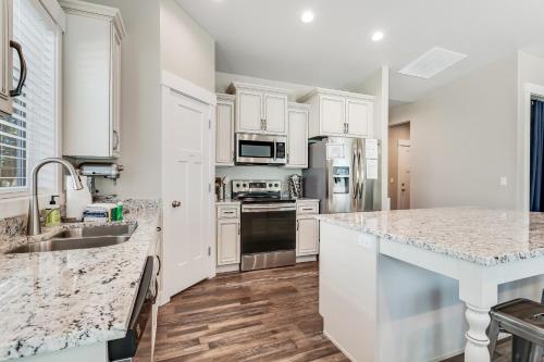Lochwood Getaway - image 8