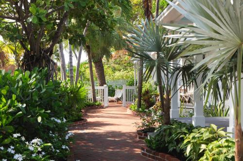 Lighthouse Court Hotel in Key West