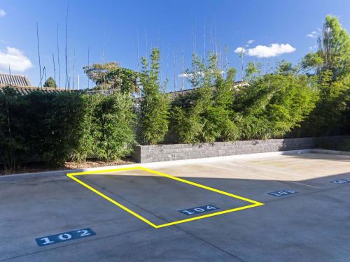 The Shoal 104 linen included and under 200m to beach