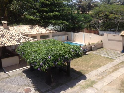 Casa com 03 quartos em Cabo Frio